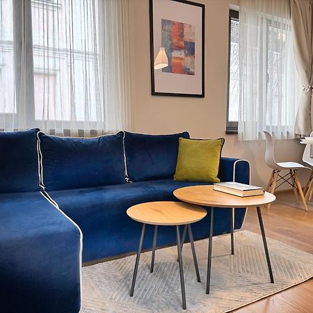 Top Centre Plovdiv Apt. With Parking For 4 Guests Ngoại thất bức ảnh