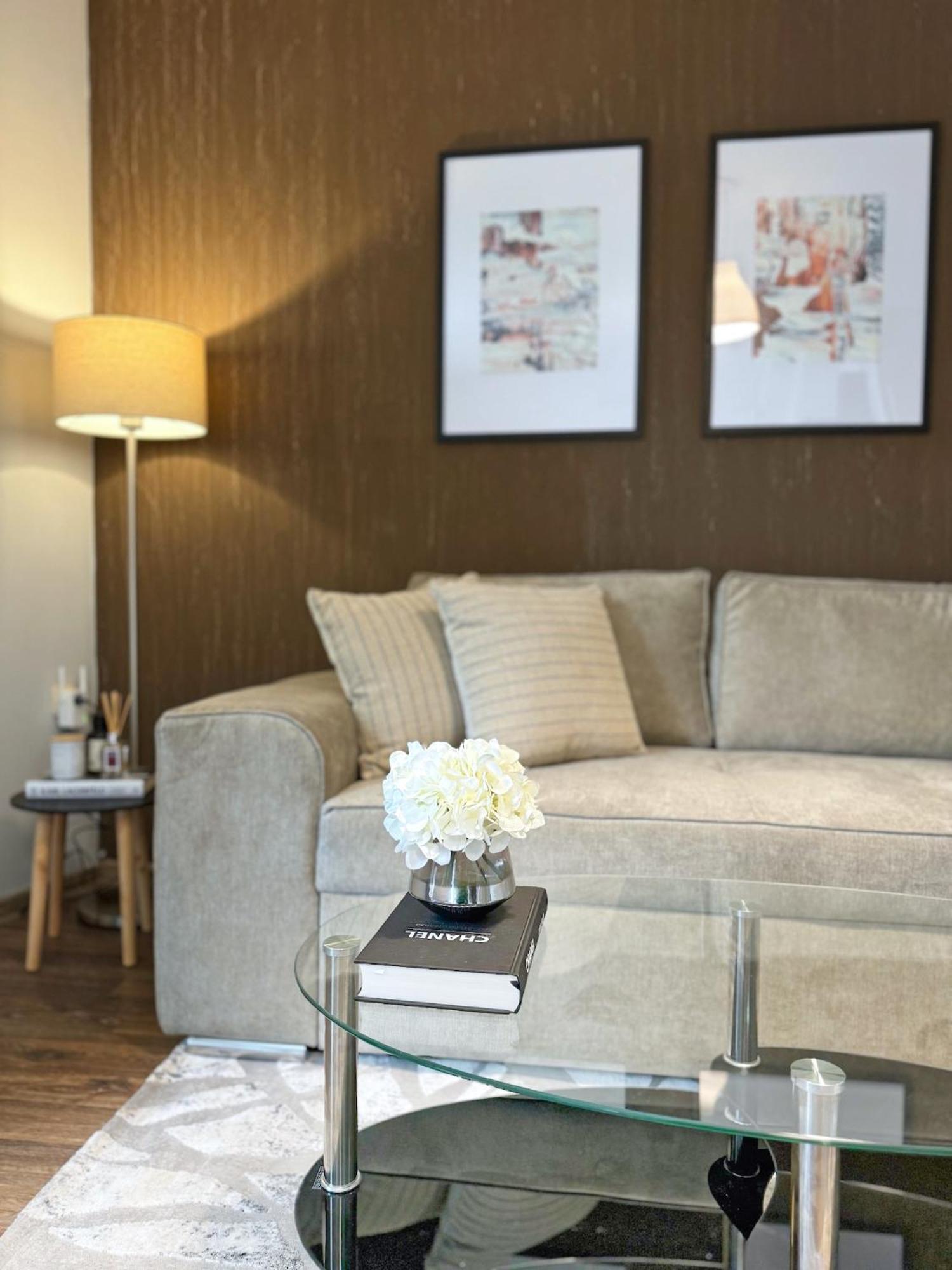 Top Centre Plovdiv Apt. With Parking For 4 Guests Ngoại thất bức ảnh